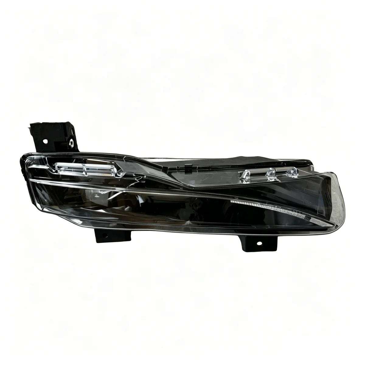 2022 Tesla MDS front fog light Right detail 3