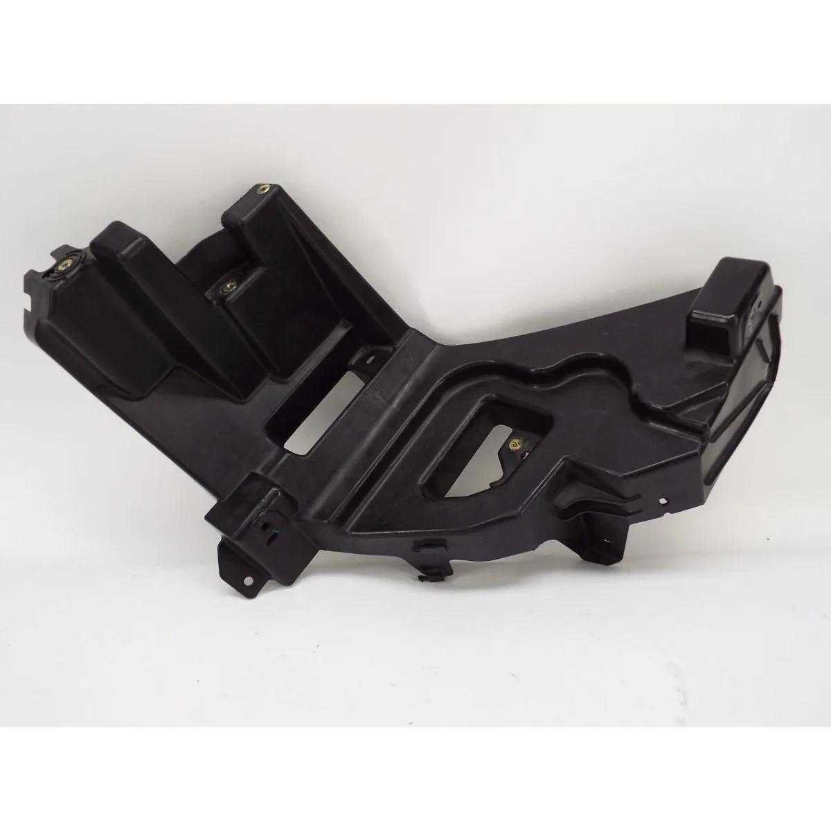 Tesla22Model X HeadlightBracket Right detail 2
