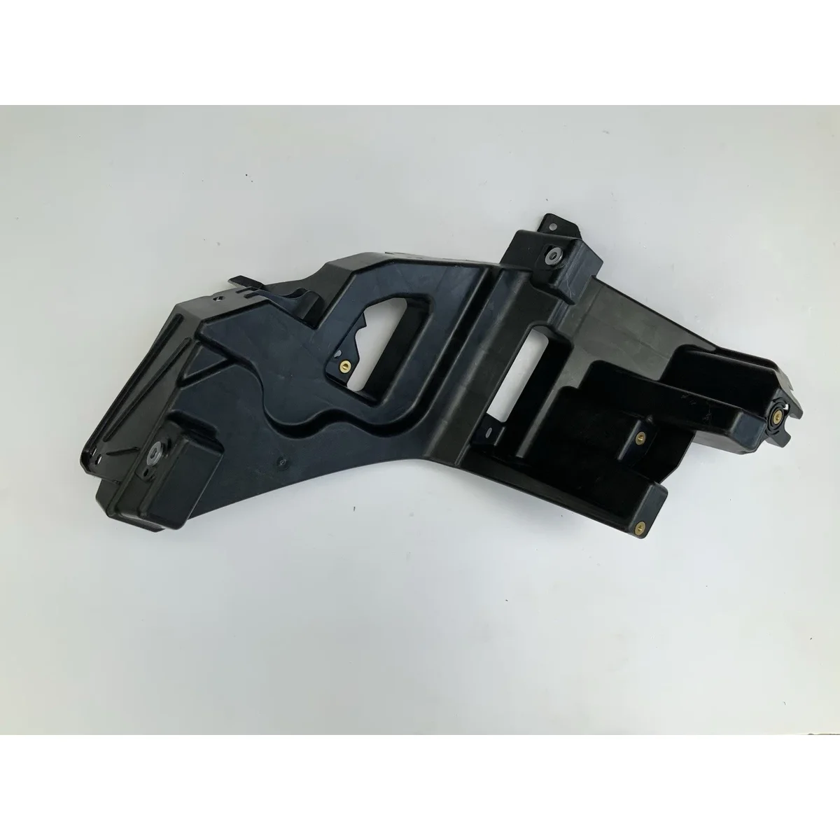 Tesla Model XHeadlightBracket Right detail 1
