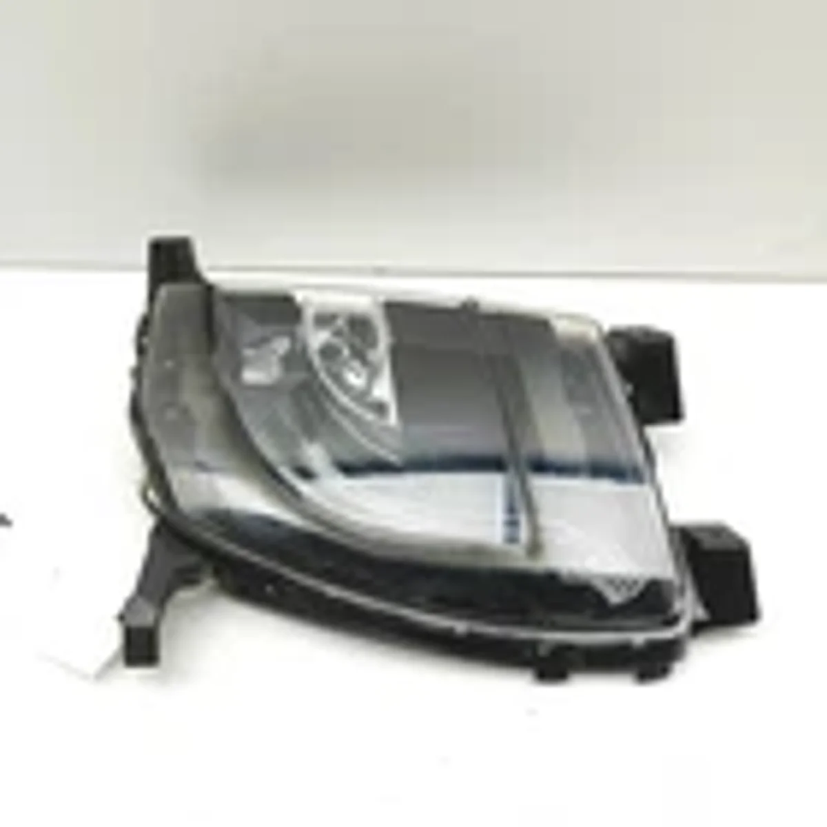 Tesla Model S Fog Lamp (upgrade+Asia and Europe version) front Left detail 3