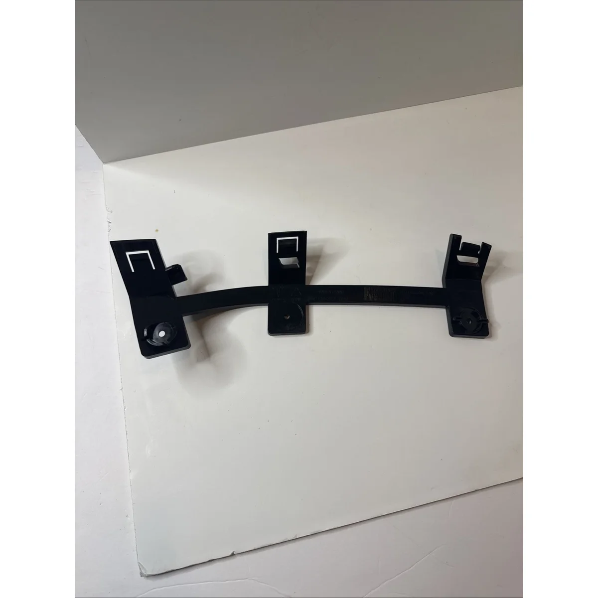 Tesla Model X HeadlightLowerBracket Right