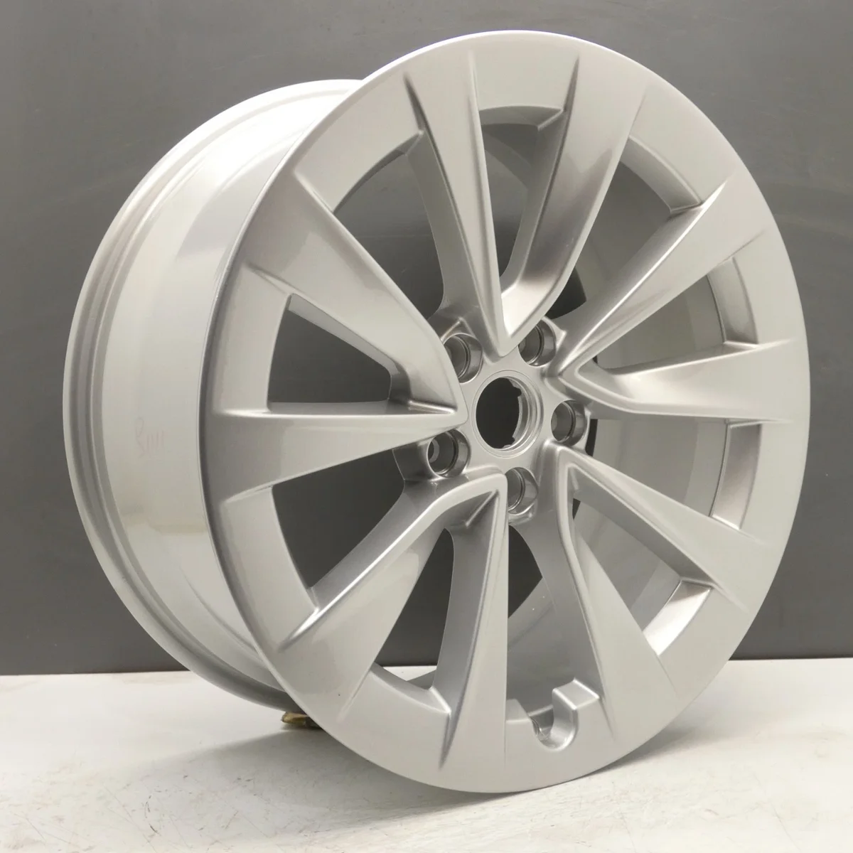 Tesla Model 3 M3 19 incheswheel Imported version