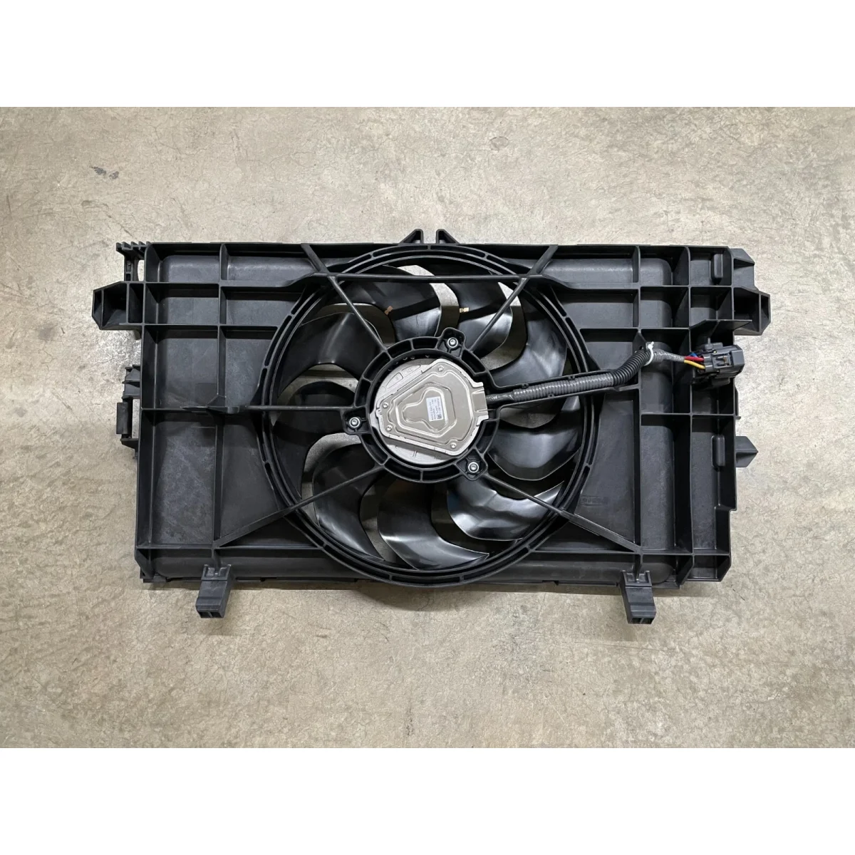 Tesla Model 3 m3 Electronic fan bracket 18-20