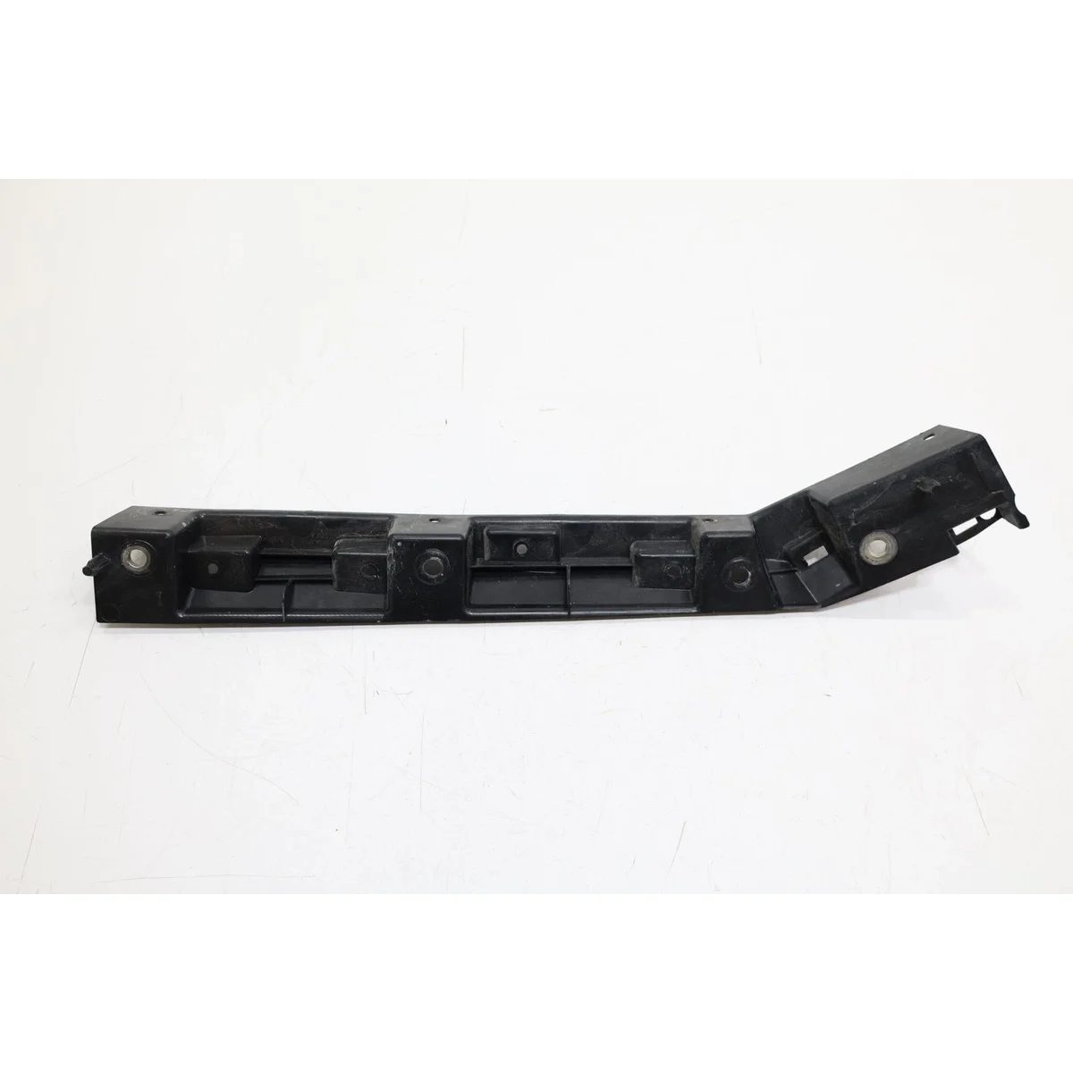 CARRIER - FRONT FENDER FLARE AFT - LEFT HAND