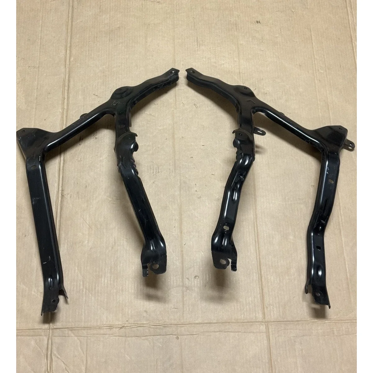 Tesla RearBracketL