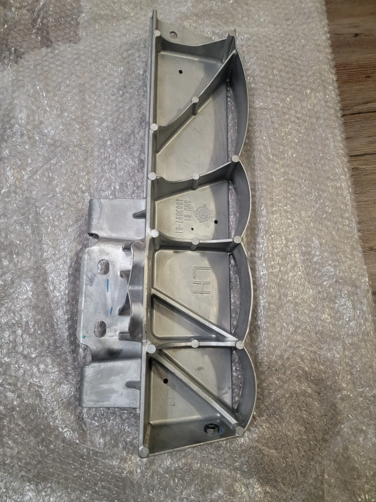 Tesla Rear BumperInnerBracketL
